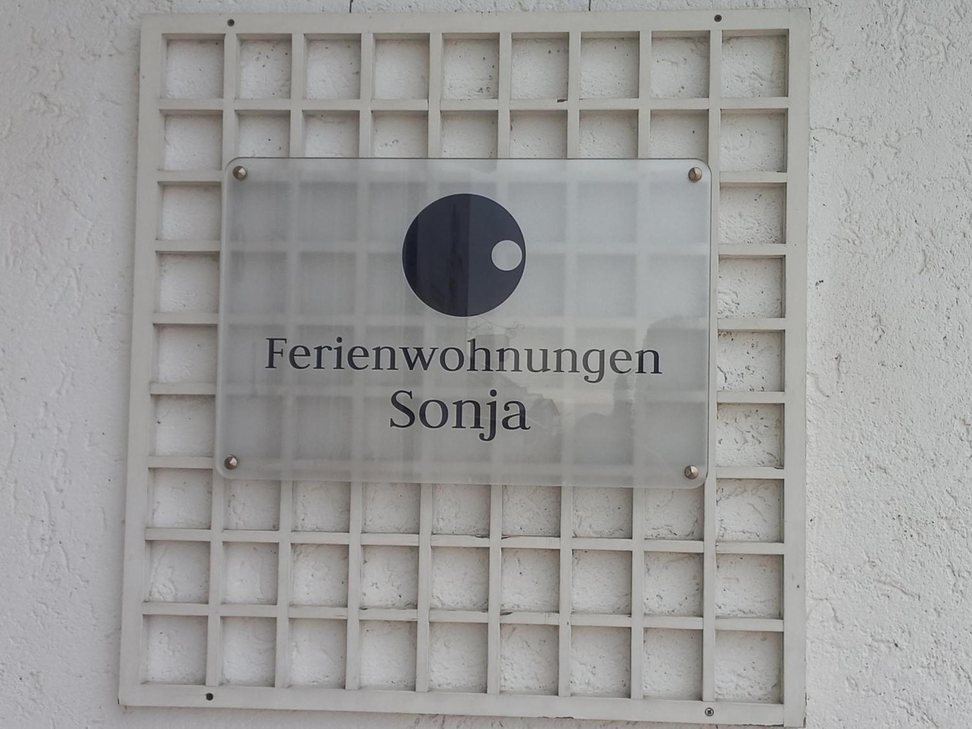 Ferienwohnungen Sonja Бернау ам Кимзе Екстериор снимка